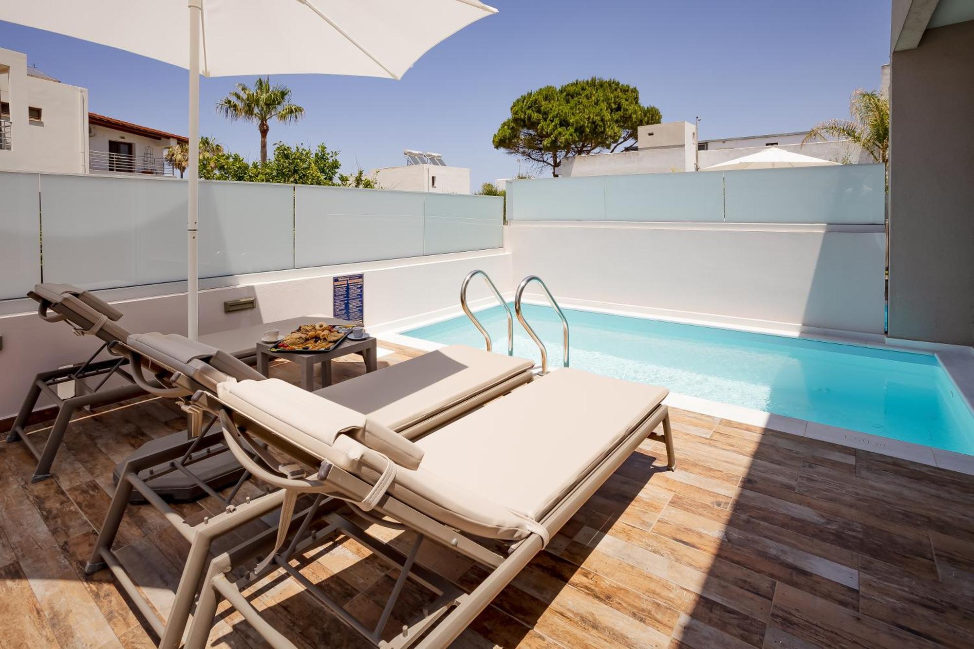 Sarpidon Suites Agia Marina Extérieur photo