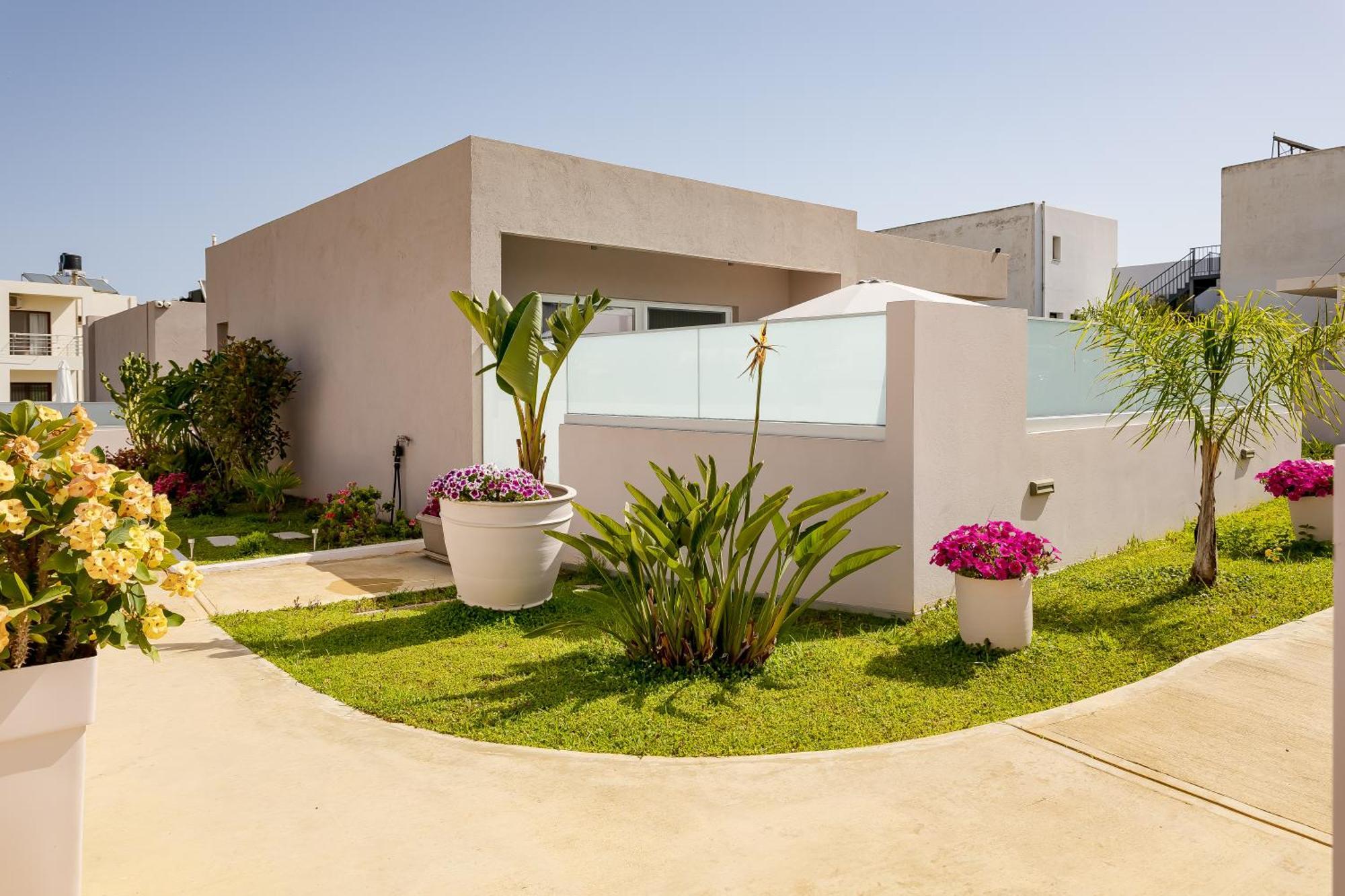 Sarpidon Suites Agia Marina Extérieur photo